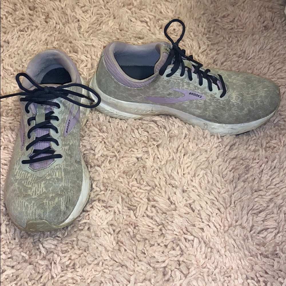Brooks Launch 6 Running Shoes